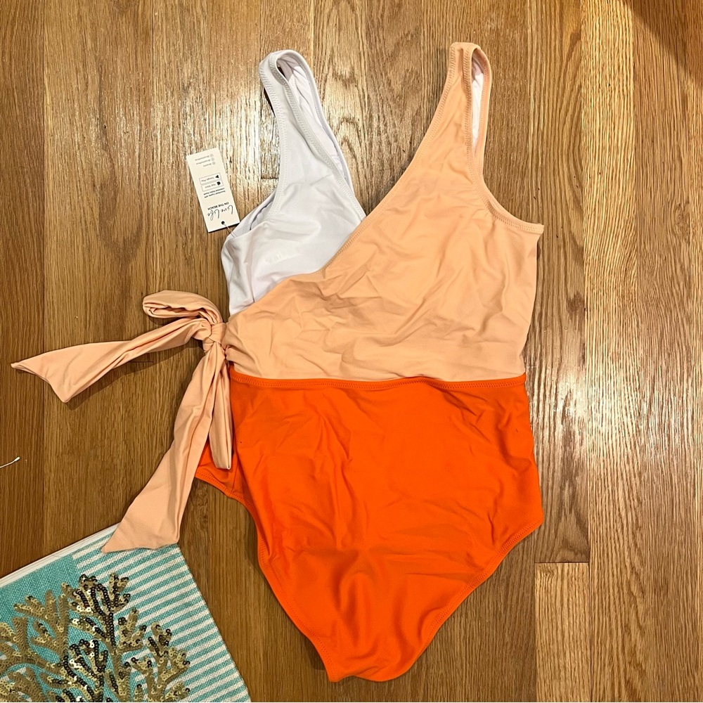 NWT CUPSHE Women's One Piece Swimsuit Wrap Color Block Tie Side (Medium) - Picture 5 of 8